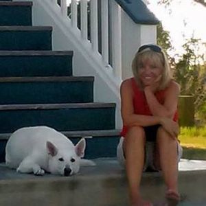 Meet your Posher, Linda